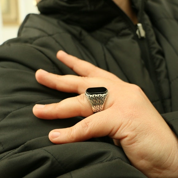 925Sterling Silver Men's Ring Onyx stone - Picture 3 of 7